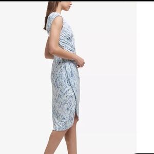 Dkny sleeveless dress midi size 14/16